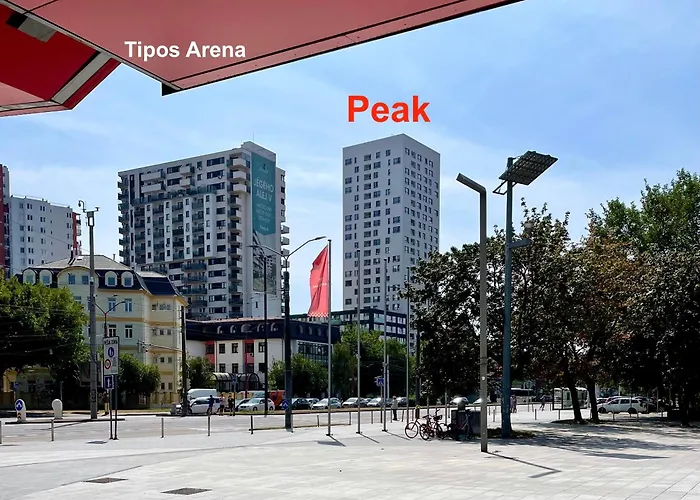 Peak At Danubius Apartment *