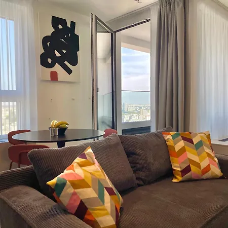 Peak At Danubius Apartment