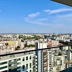 Peak At Danubius Апартаменти Братислава